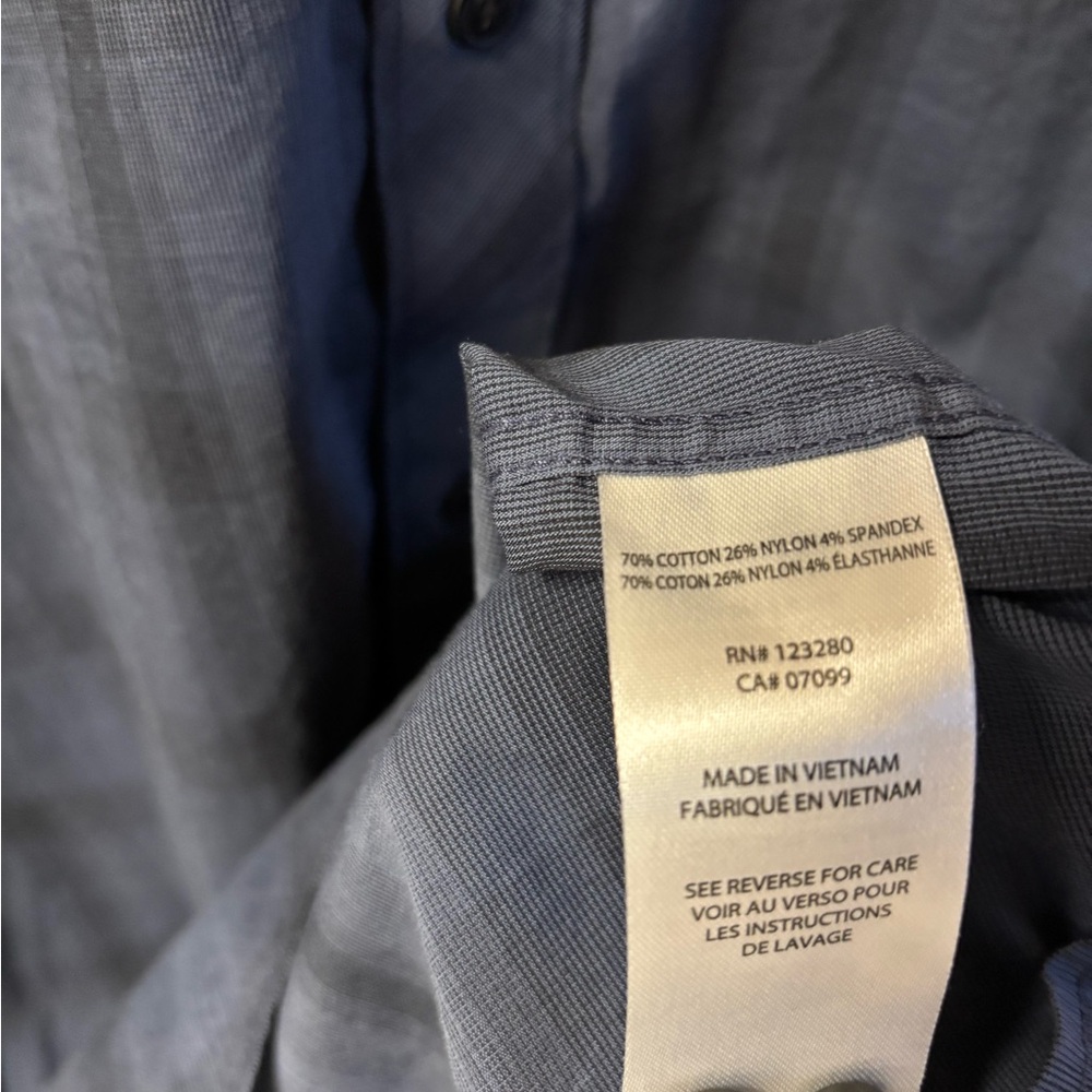 Travis Mathew Button Up. Excellent condition - Picture 4 of 5